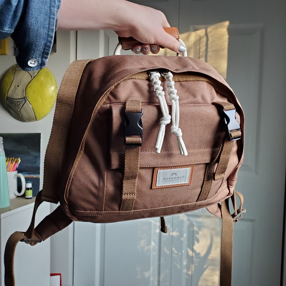 Doughnut Craggy Mountain Backpack